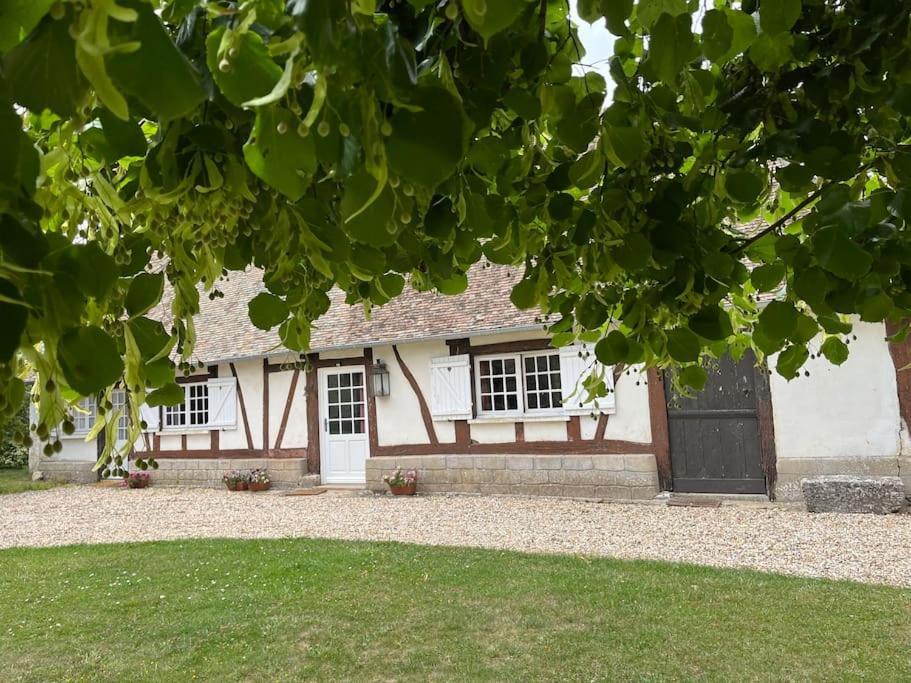 Le Colombage, Jolie Longere Pres De Giverny Eure Hardencourt-Cocherel Exterior photo